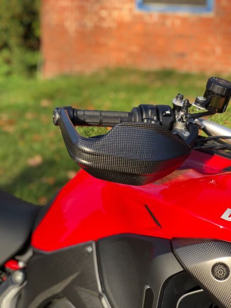 handguards carbon fiber for Ducati Multistrada V4