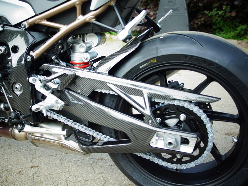 swingarmcover carbon for BMW