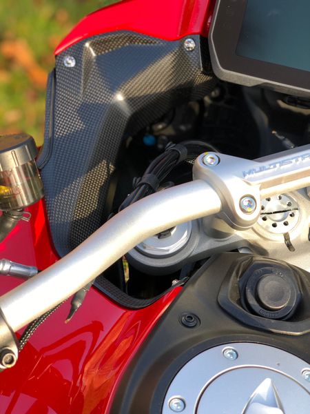 upper side panels Carbon for Ducati Multistrada V4