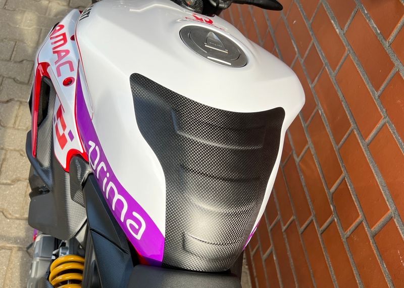 Tankpad Carbon for Ducati Streetfighter V2