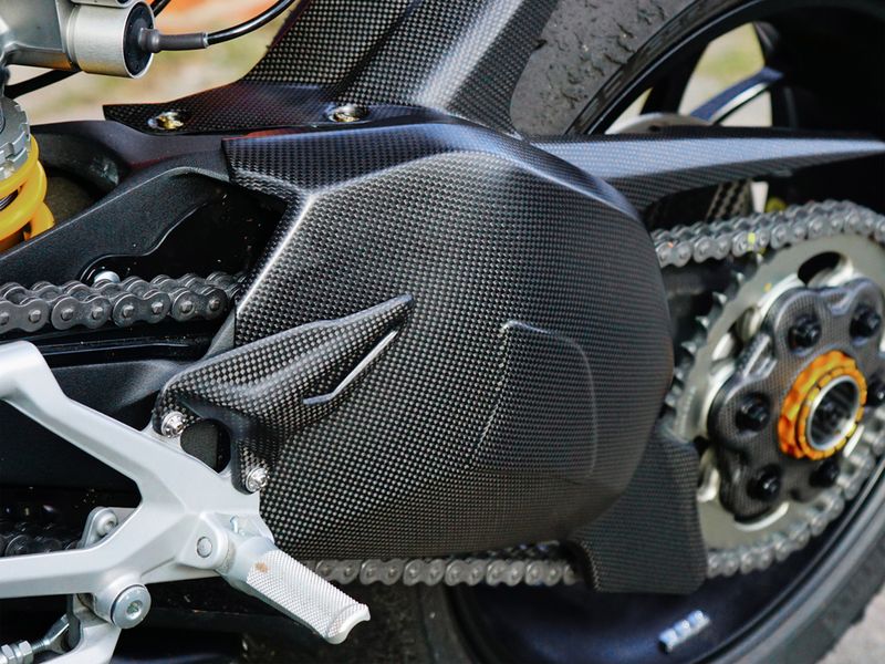 swing arm cover carbon for Ducati Streetfighter V4