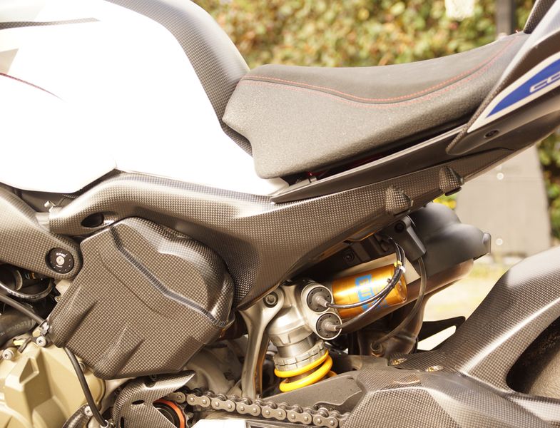 tail panels carbon Ducati Streetfighter V4