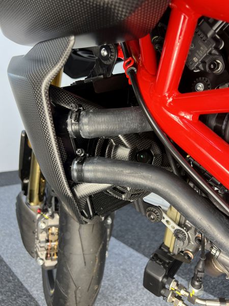 Cooler covers carbon for Ducati Hypermotard 950