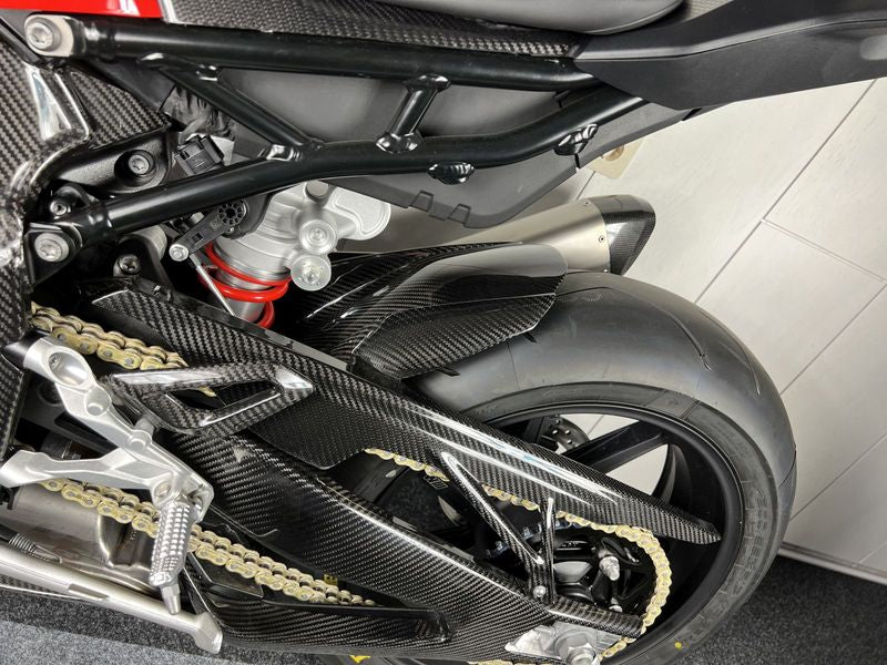 rear hugger carbon for BMW