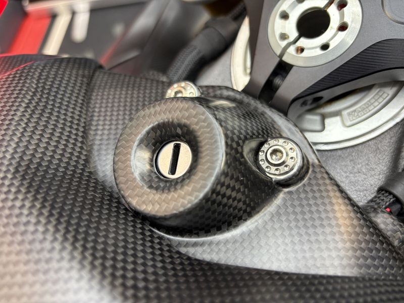 T055DPV4 Screw kit for key guard Ducati Panigale V4 V2