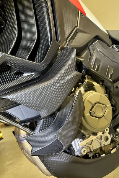 winglet kit Carbon for Ducati Multistrada V4