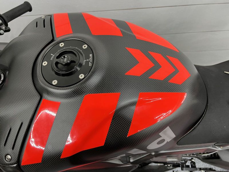 full tank cover carbon fiber Ducati Panigale V4 2022-2024 Streetfighter 2023-2024