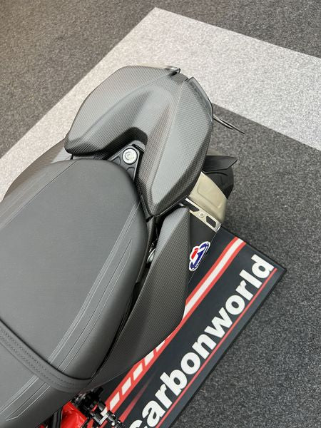 tail cover carbon for Ducati Hypermotard 950