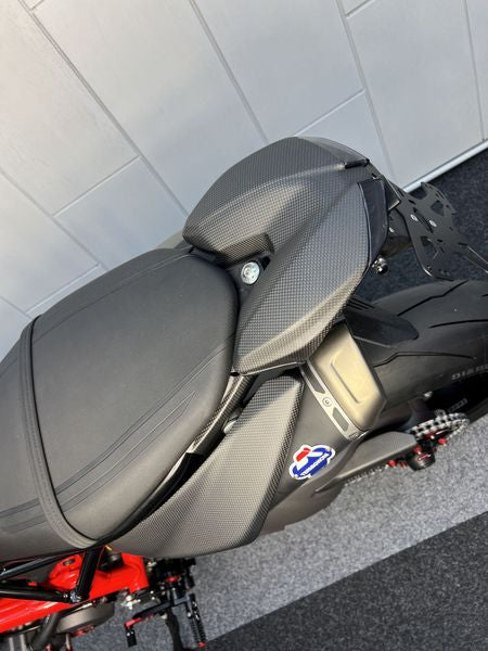 tail cover carbon for Ducati Hypermotard 950