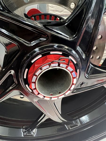 kegelringwielzijde zwart voor Ducati-upgrade