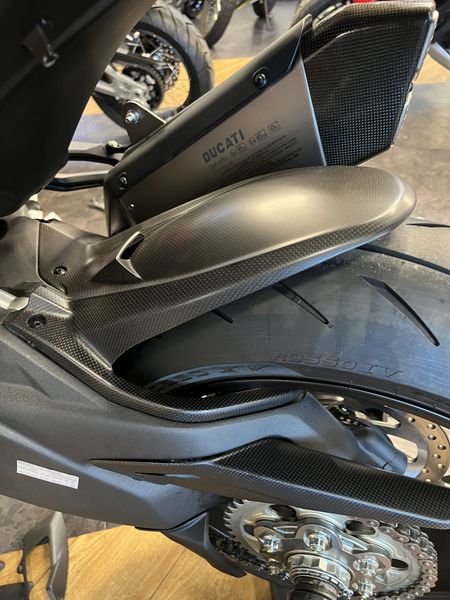 rear hugger carbon fiber for Ducati Multistrada V4 RS Pikes Peak /RS