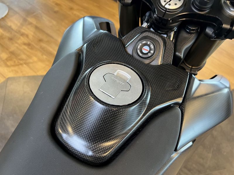 tankcover carbon for Ducati 698 Mono