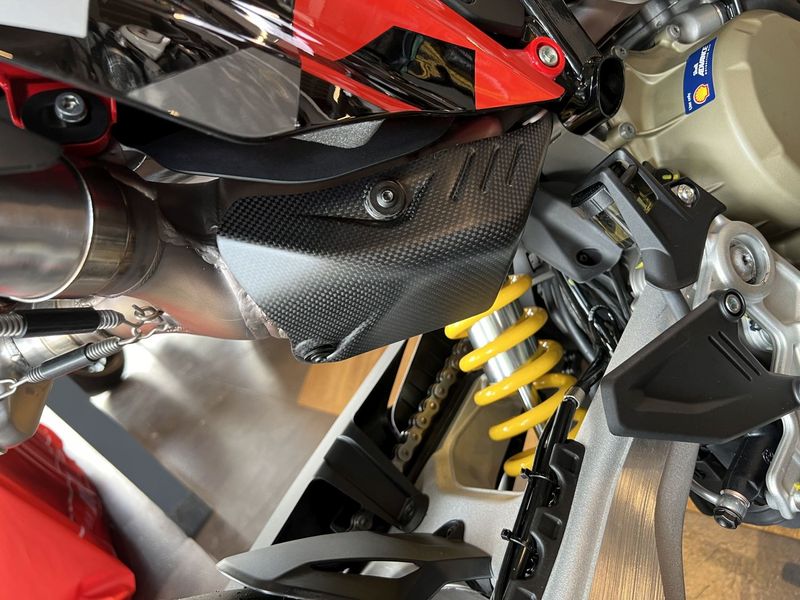 small exhaust cover carbon fiber Ducati 698 Mono