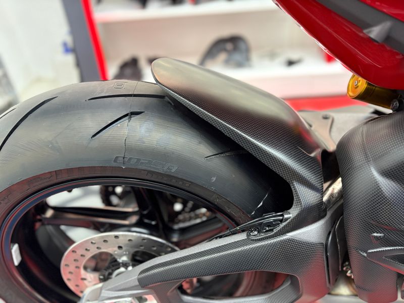 rear fender carbonfiber Ducati Streetfighter Panigale V4 2025-