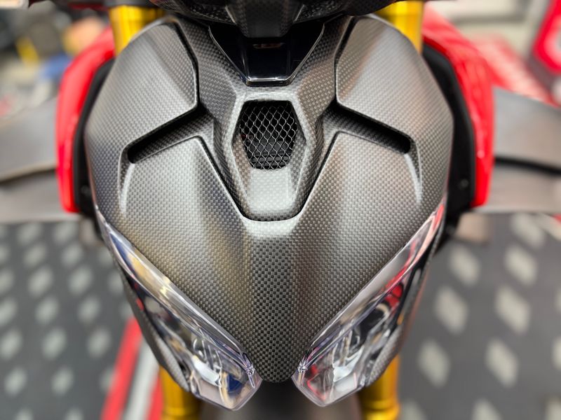 headlight bracket carbonfiber Ducati Streetfighter V4 2025-
