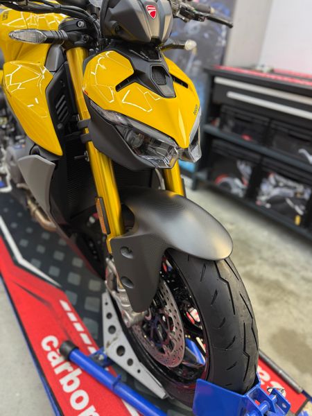 front fender carbonfiber Ducati V2 2025-
