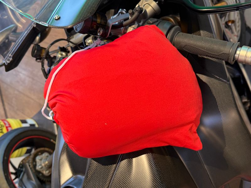 carbonworld softcover rood