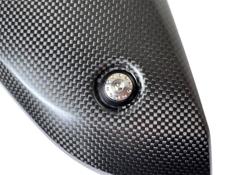 Screw Kit red/black windshield covers for Ducati Multistrada V4