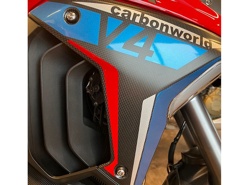 Screw Kit red/black side fairing for Ducati Multistrada V4