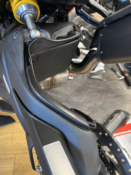 wirecover carbon for Ducati Multistrada V4 Pikes Peak /RS