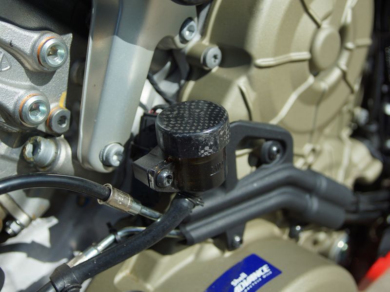 Bremsflüssigkeitsbehälter Abdeckung Carbon klein Ducati