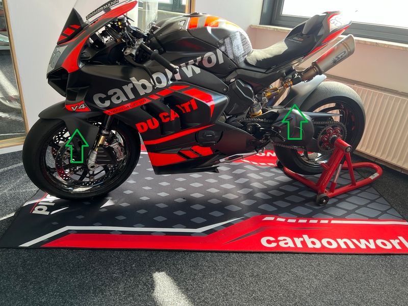front + rear hugger set carbon Ducati Panigale V4, Streetfighter  V4